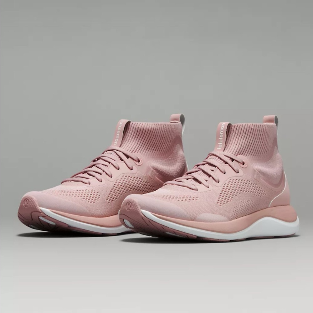 Lululemon Chargefeel Mid Shoes